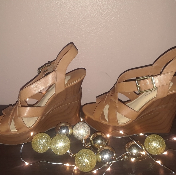 Wedges - Picture 3 of 9